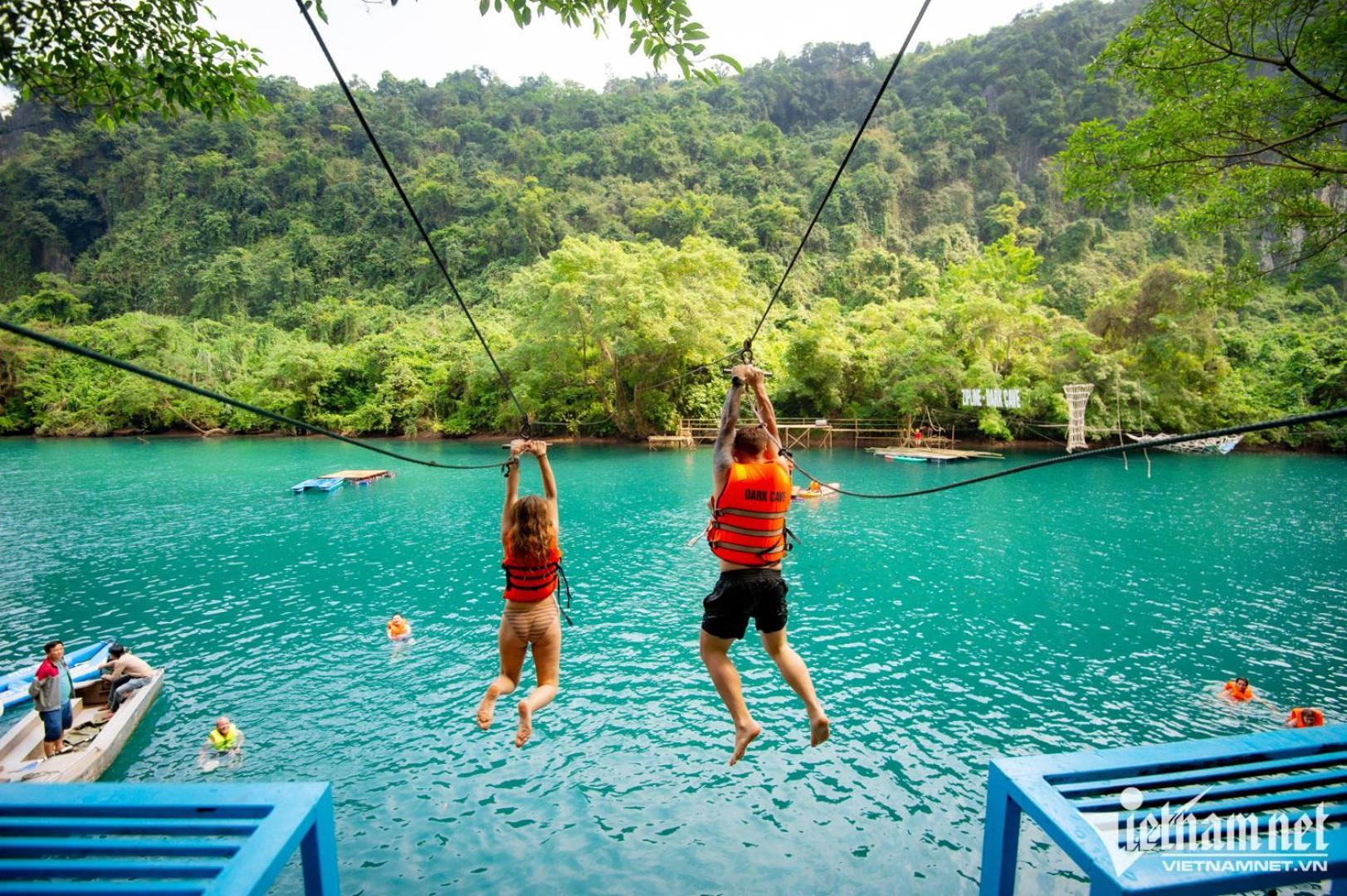 Happy Field Homestay Phong Nha Exteriör bild